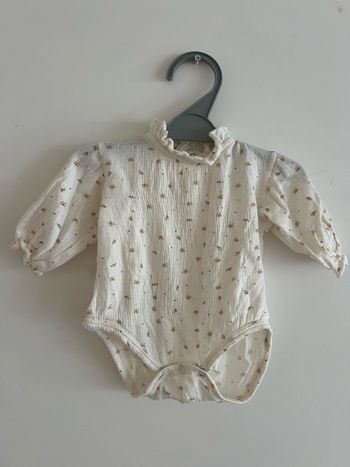 Body léger fleurs 56cm