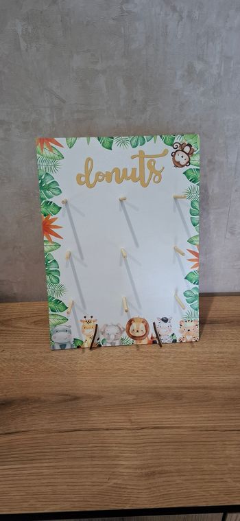 Présentoir à donuts  en bois