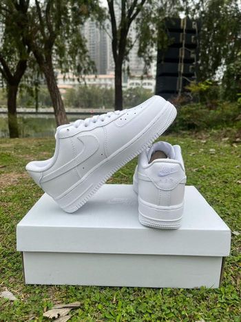 Nike Air Force 1 Low '07 Blanche -- Taille 41