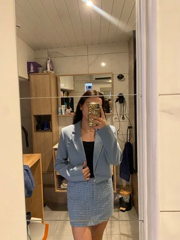 Ensemble tailleur jupe short en tweed bleu clair 