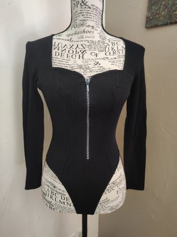 Body noir stretch taille 1 avec strass