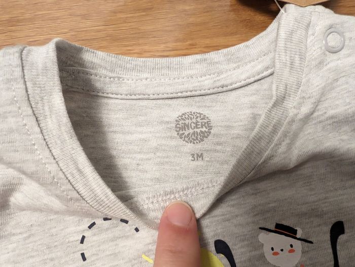 T-shirt garçon 3 mois Neuf avec étiquette - photo numéro 4