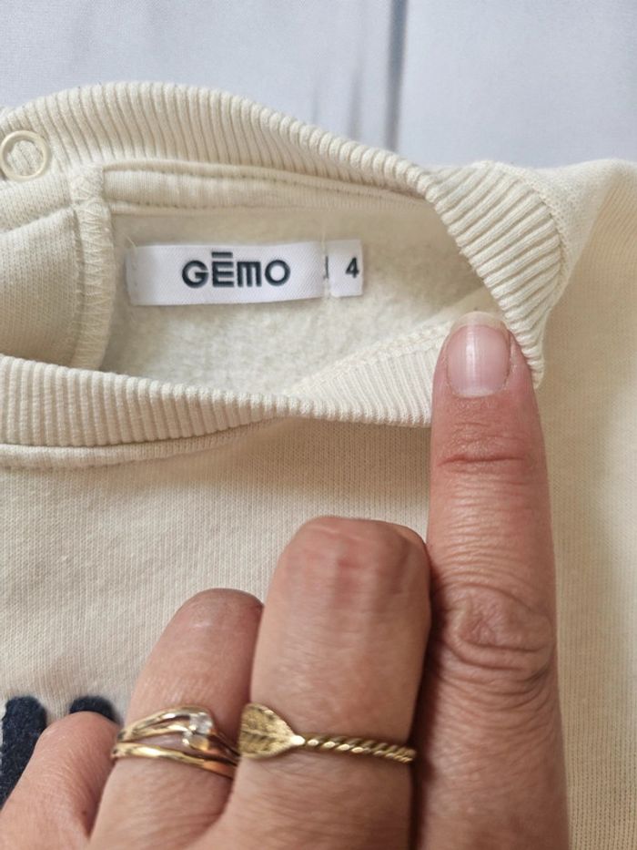 Sweat 4 ans - photo numéro 3