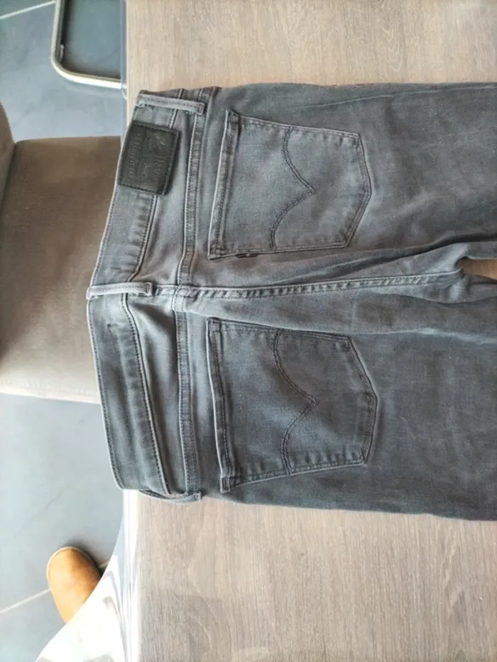 Pantalon en jean Levi's - photo numéro 4