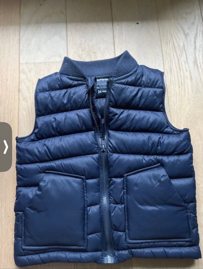 Lot de 2 doudounes sans manches bébé - 18/24 mois & 24 mois - photo numéro 2