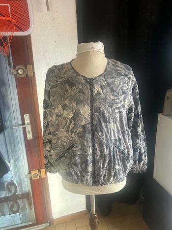Jolie veste imprimée femme H&M grande taille