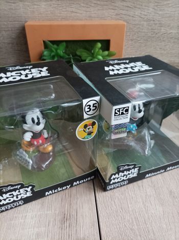 Lot 2 figurines Mickey et Minnie mouse Disney abystyle 