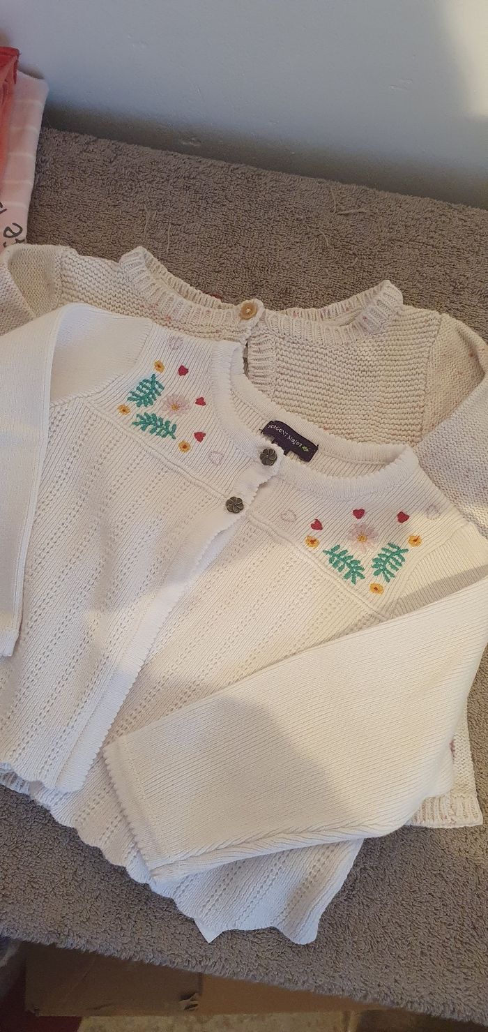 Lot vêtements fille 9-12 mois - photo numéro 5