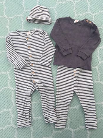 Ensemble HEMA côtelé marron et crème pyjama et tenue assortie avec bonnet