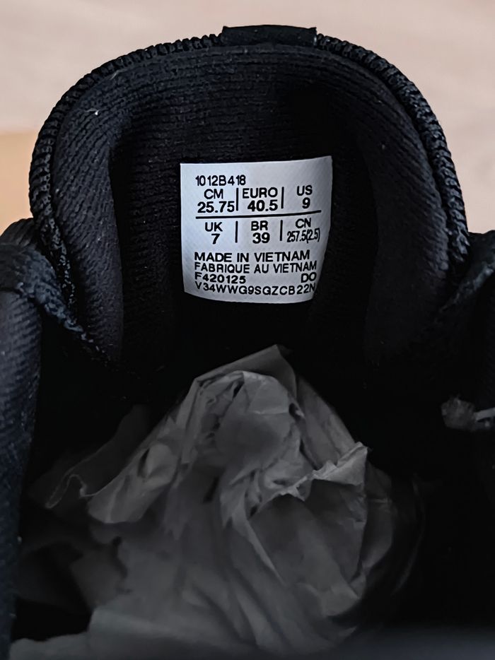 Baskets chaussures running Asics gel taille 40.5 neuves - photo numéro 8