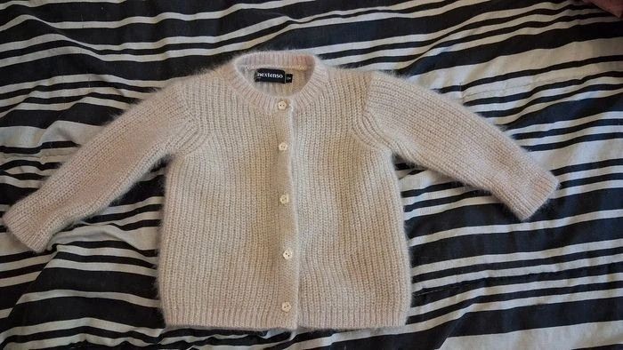 Lot 2 gilets bébé 6 mois - photo numéro 2