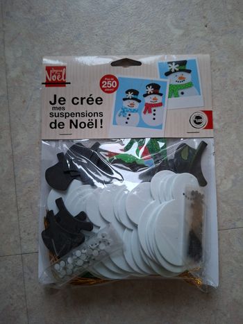 Loisirs créatifs je crée mes suspensions de Noël 