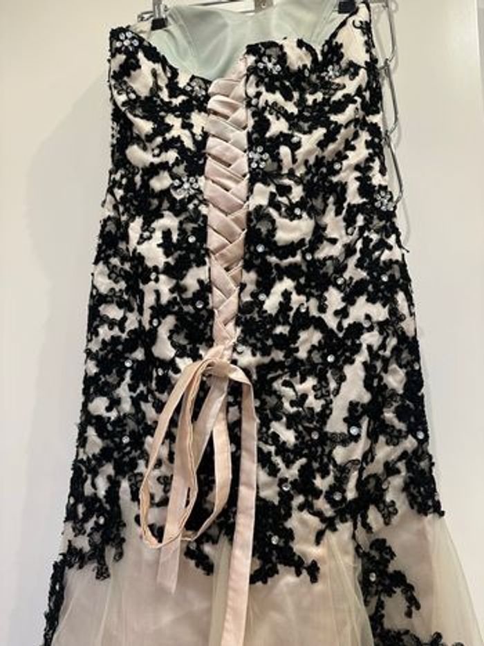 Robe longue de soirée bustier - photo numéro 2