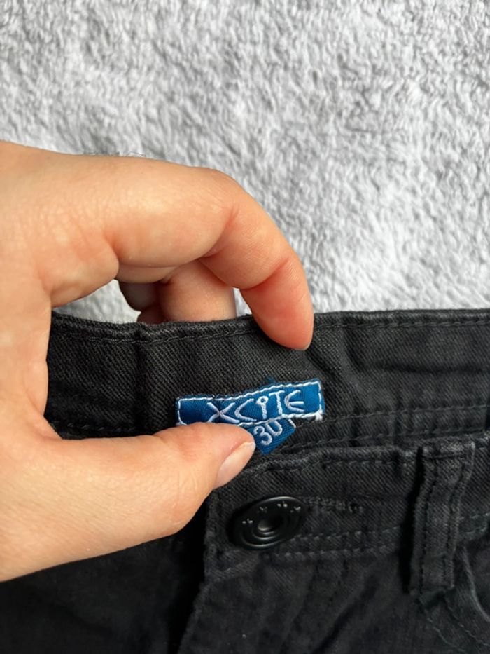 Jean noir - photo numéro 3