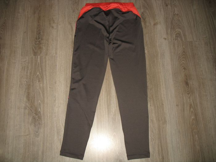 PANTALON RUNNING GRIS FILLE "BILOOK BY KIABI" - 14 ANS - n°06 - photo numéro 4
