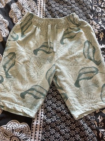 Short garçon taille 12 ans