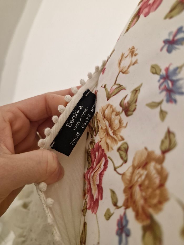 Robe dentelle - photo numéro 4