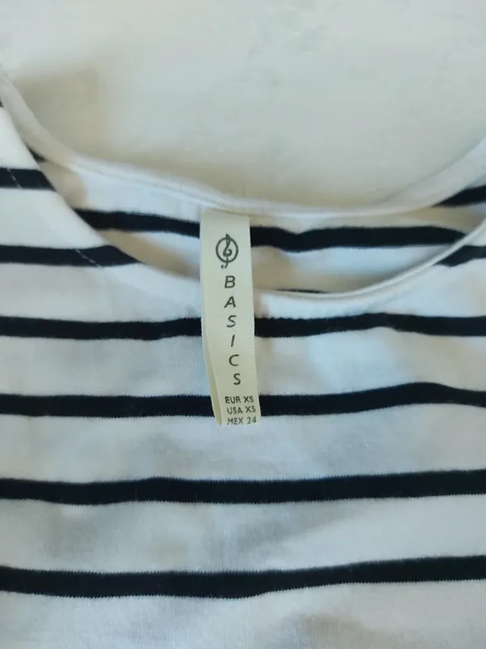 Top taille xs - photo numéro 2