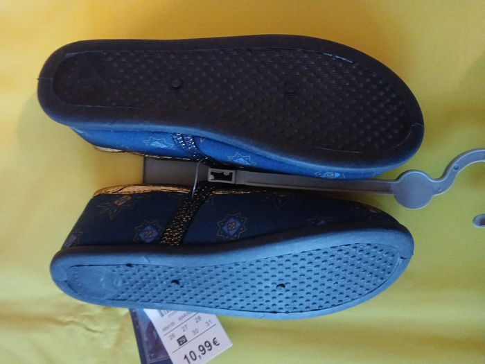 chaussons fille disney wish 29 - photo numéro 2