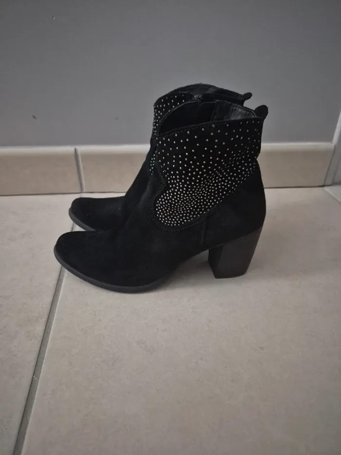 Bottines en daim texto - photo numéro 3