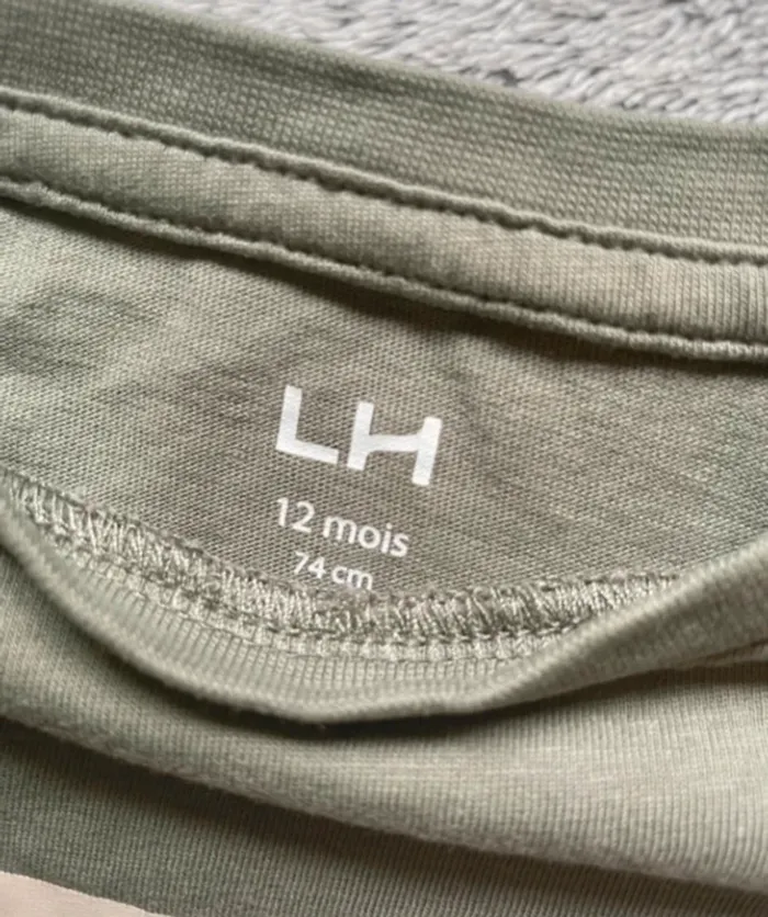 Lot tee shirts manches longues, 12 mois - photo numéro 9