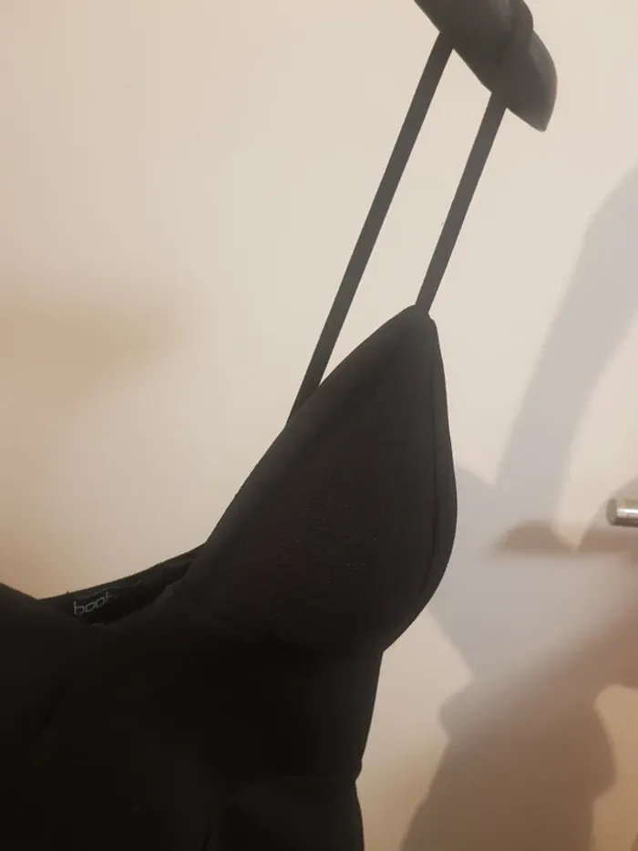 Robe moulante élégante noir Taille M - photo numéro 3