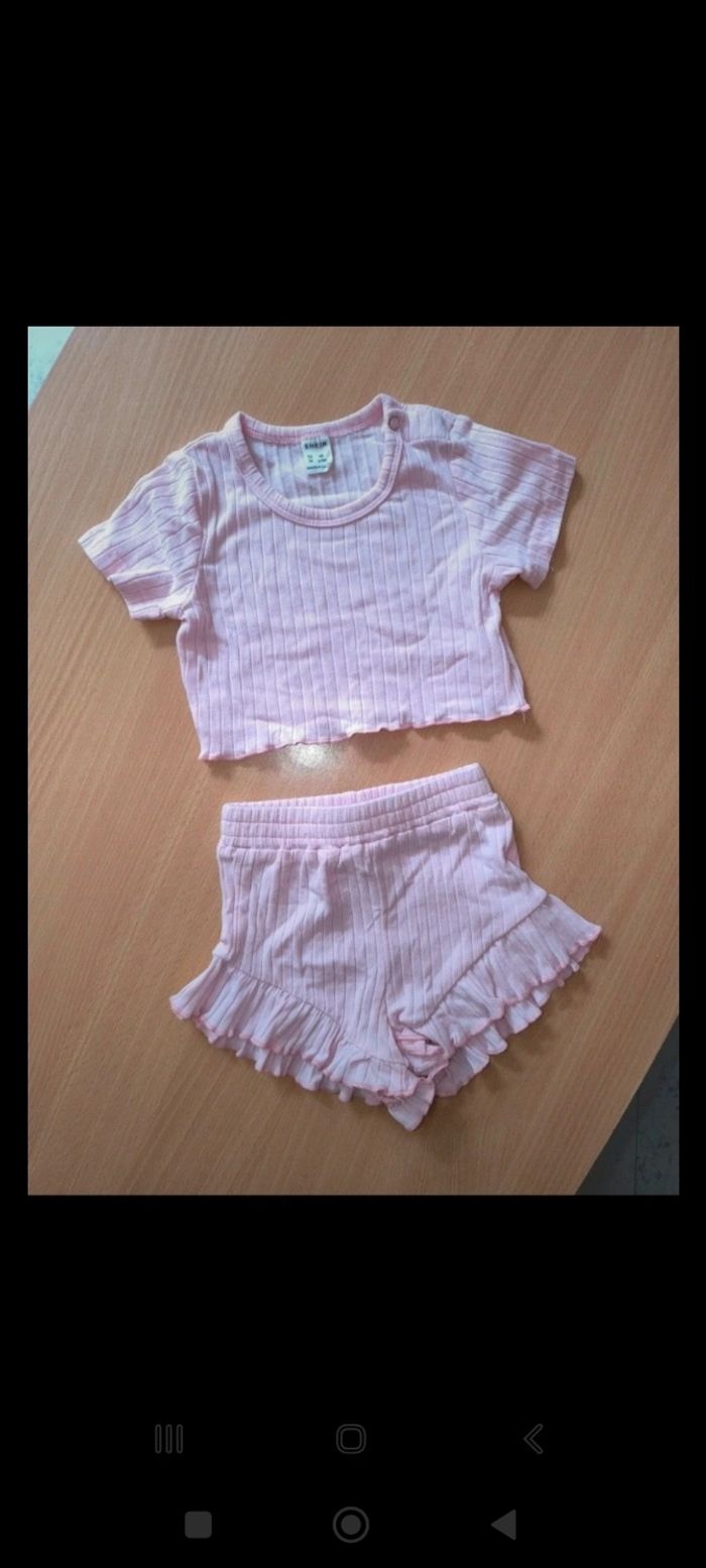 Ensemble 6-9mois Primark
