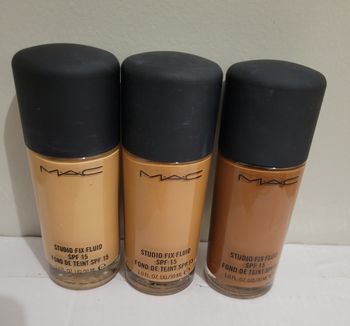 Fond de teint MAC 25 euros/Pièce