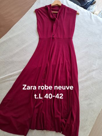 Robe Zara W/B t.L 40-42 neuve, dimensions disponibles