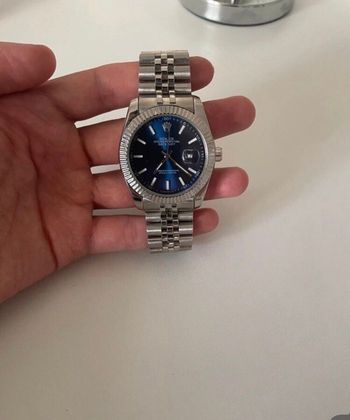 Rlx datejust bleu