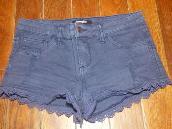 Short femme taille 34 jennyfer