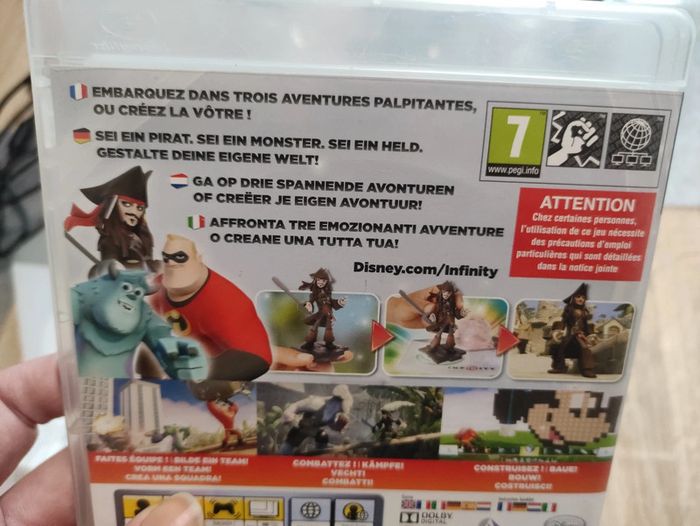 Jeu Disney Infinity pour PS3 et ses 3 figurines et un objet - photo numéro 7