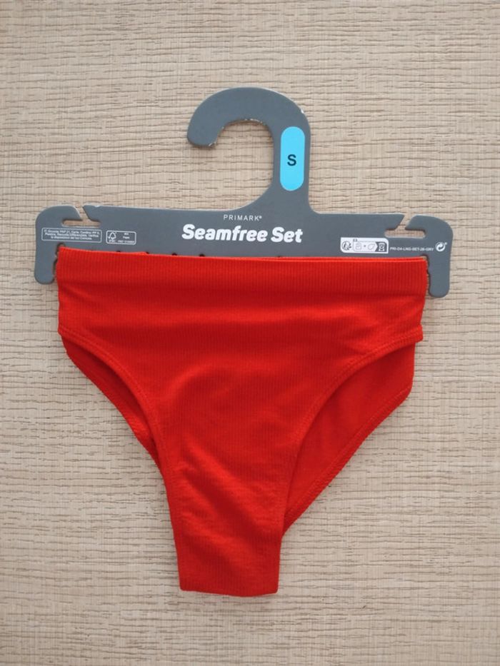 Culotte Neuve taille S