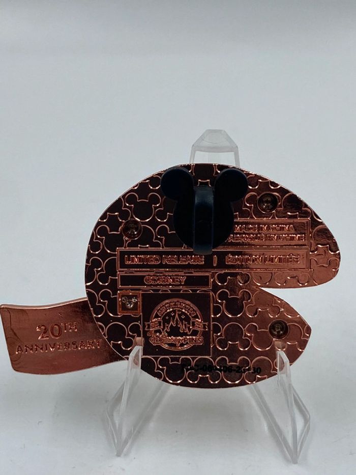 Pin's Freaky Friday 20e anniversaire en édition limitée Disney - photo numéro 4