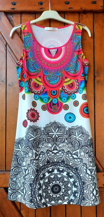 Magnifique robe sans manche, imprimée, taille s/M