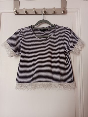 T-shirt court avec broderies
