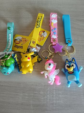 Porte clés pokémon, bluey