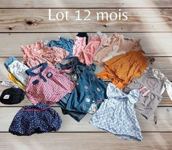 Lot vêtements fille – Taille 12 mois