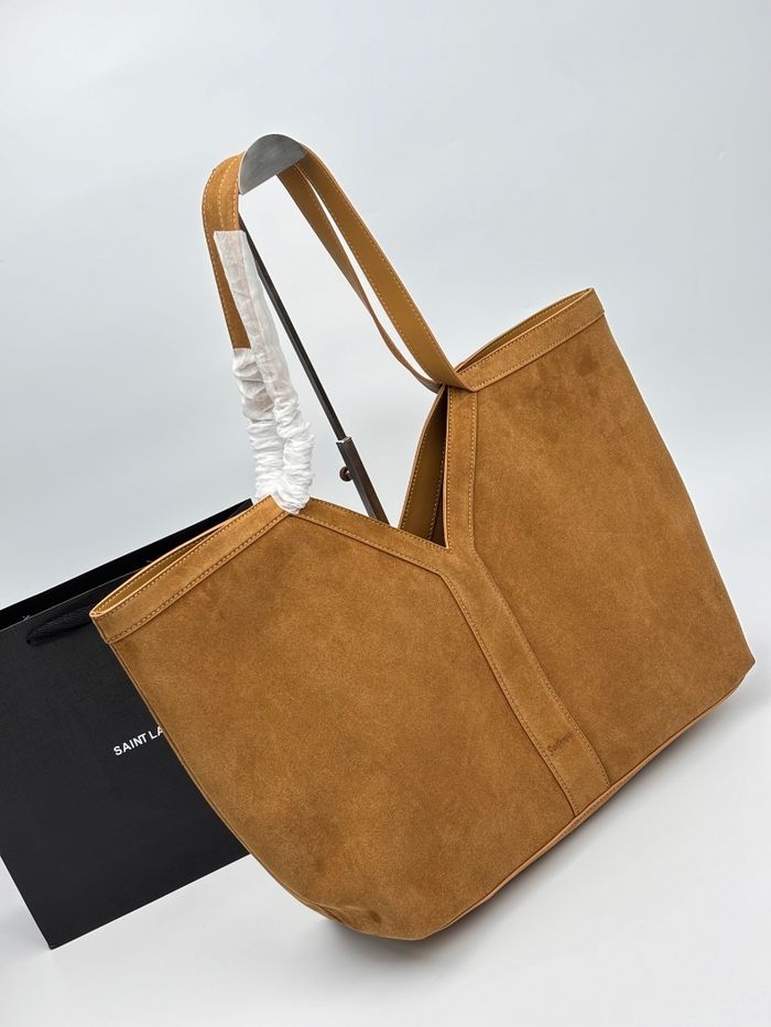 Yves Saint Laurent - photo numéro 2