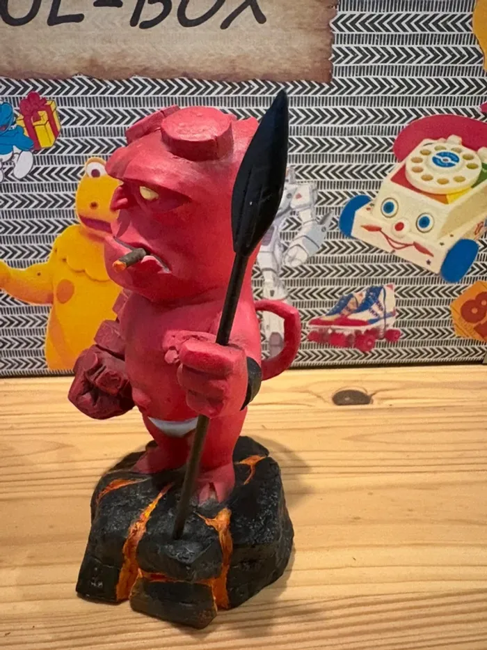 Electric Tiki Hellboy Junior Figurine Résine n°348/500 2005 Mike Mignola - photo numéro 4
