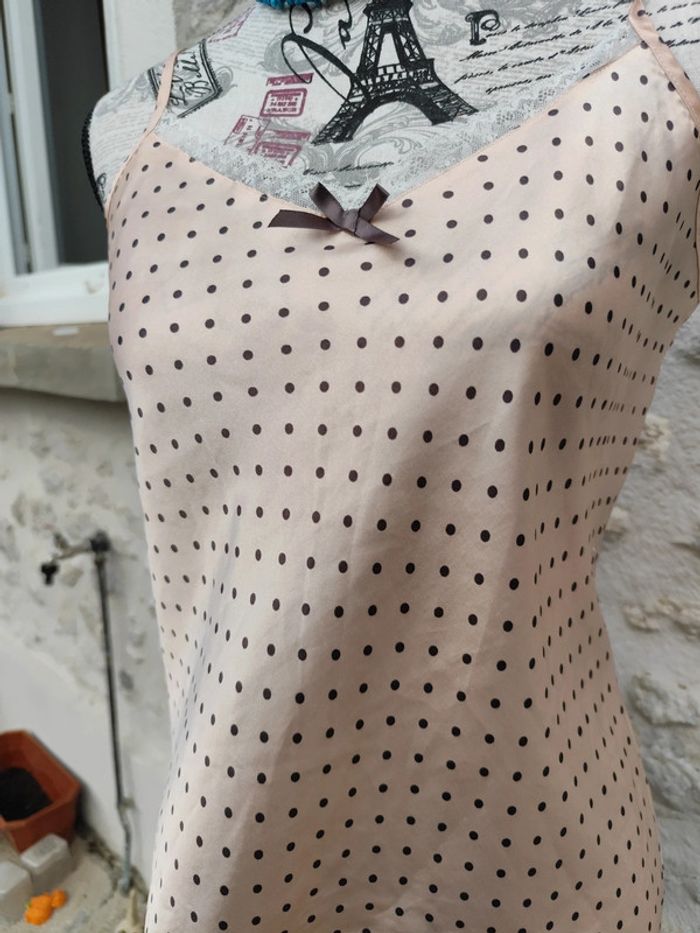Jolie nuisette femme taille 40/42 - photo numéro 2
