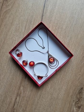 Parure de bijoux