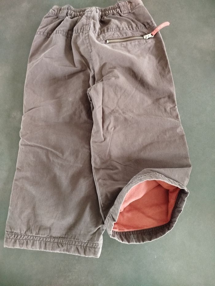 Pantalon et tee shirt - photo numéro 4