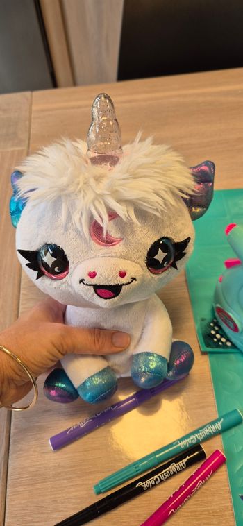 Peluche airbrush licorne 