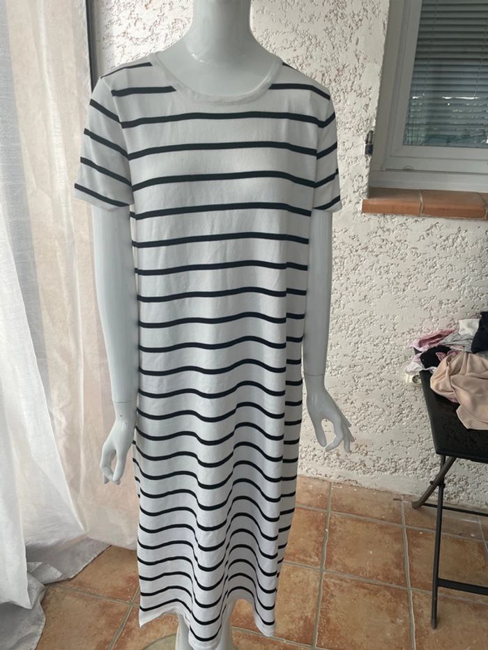 Très jolie robe marinière - photo numéro 2