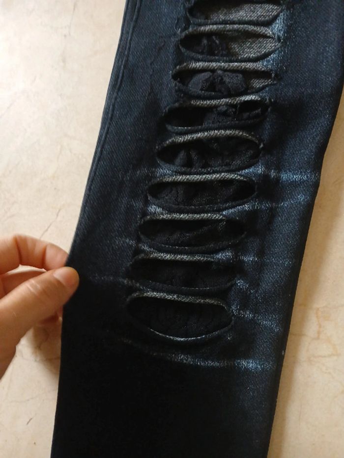 Leggings taille 36 genoux troué en dentelle🌺 - photo numéro 4
