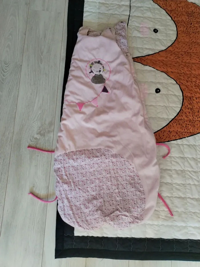 Grande gigoteuse fille hiver