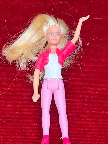 Barbie jouet Mac Do 2015