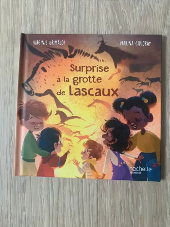Surprise à la grotte de Lascaux - Virginie Grimaldi & Marina Coudray