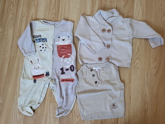 Lot de vêtements
